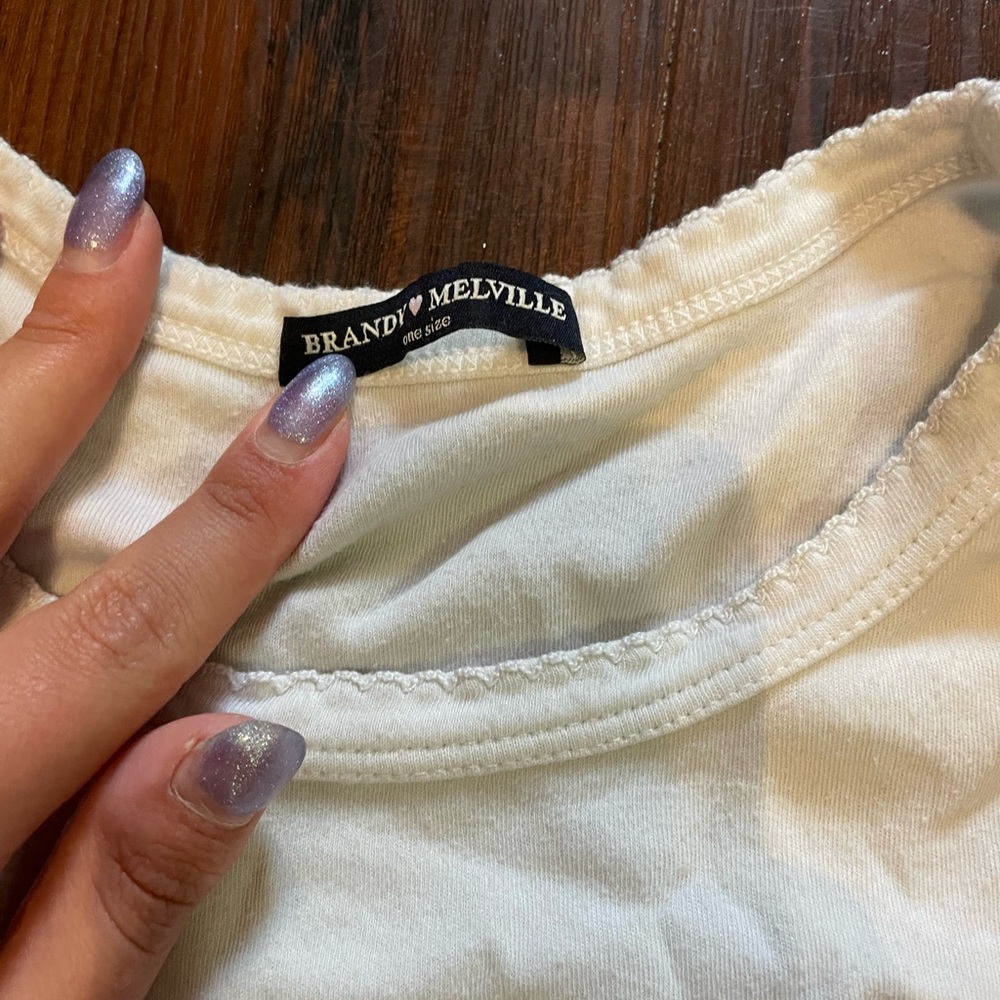 brandy basic white tee - Picture 2 of 2